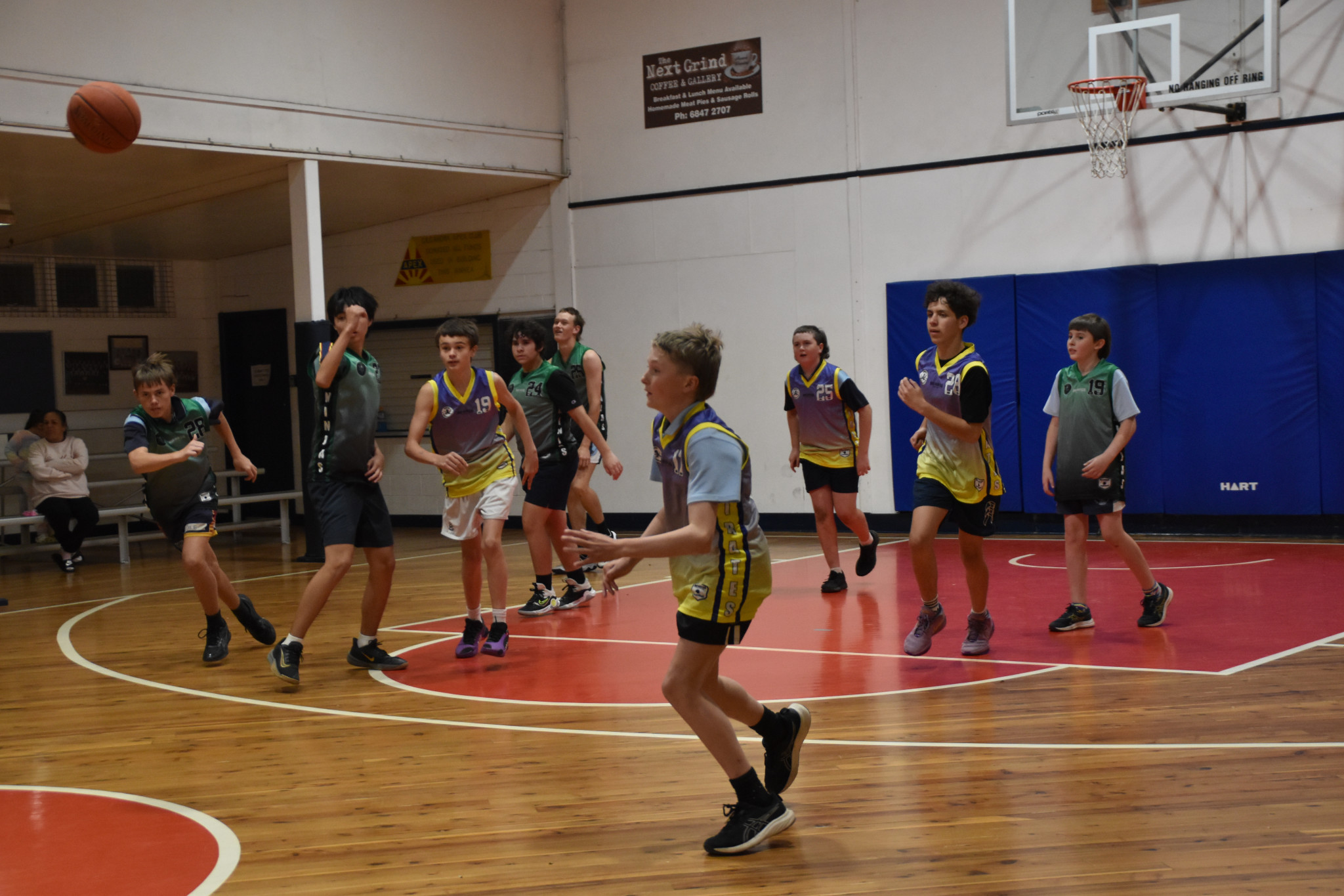 In Emu League, Pirates (21) lost to Ninjas (25).