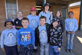 Gilgandra Public School’s Amelia, Adelaide, Izabelle, Ivy, Stevie, Yug, Emerson, Olympus, and Roman wearing their jeans. $570 was raised. Photo by GPS.