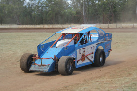Mark Griffith raced the V8 Dirt Modifieds N5.