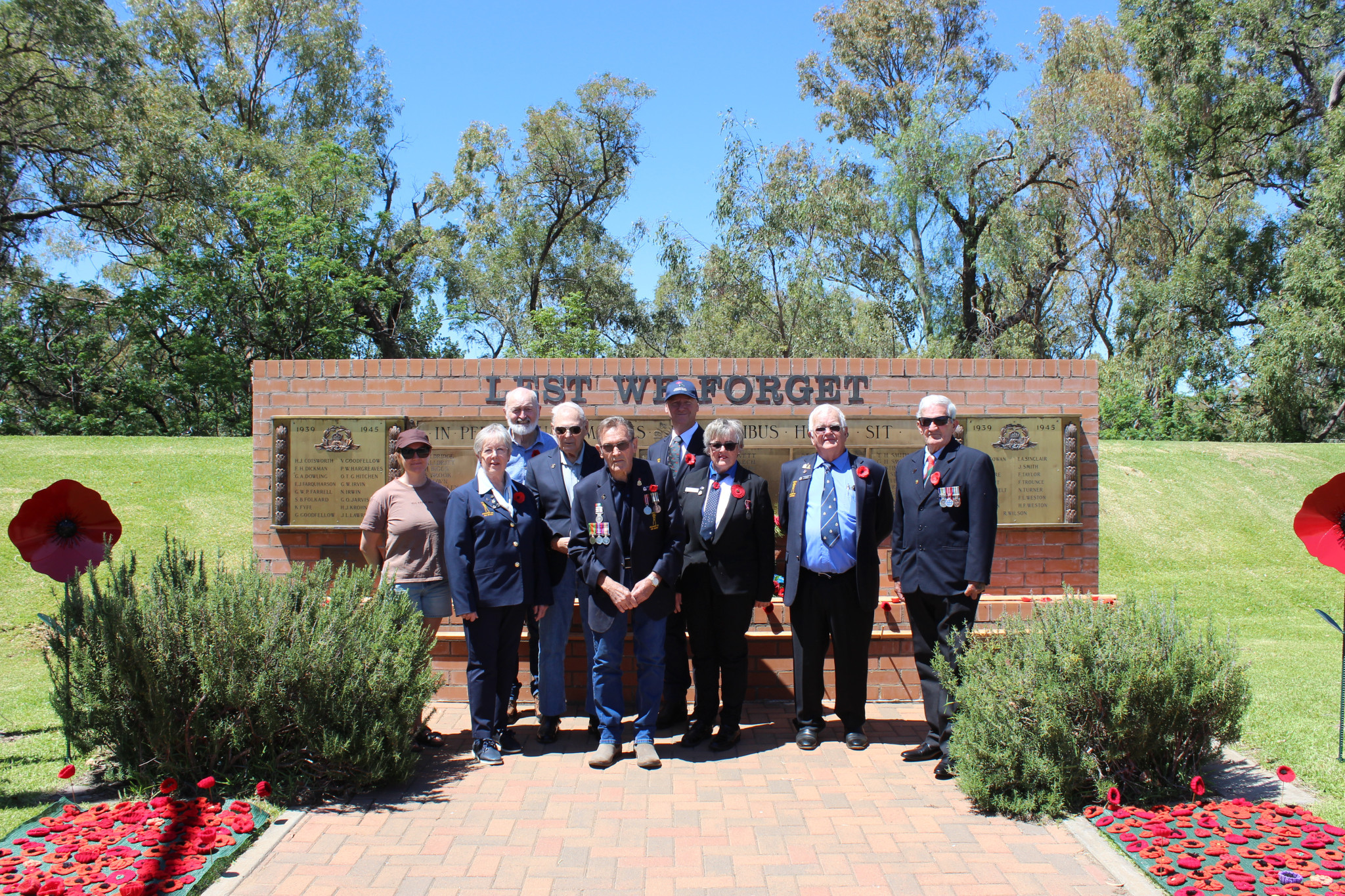 Members of the Gilgandra RSL Sub-Branch on Remembrance Day 2025. Photo by The Gilgandra Weekly: Lucie Wightman.