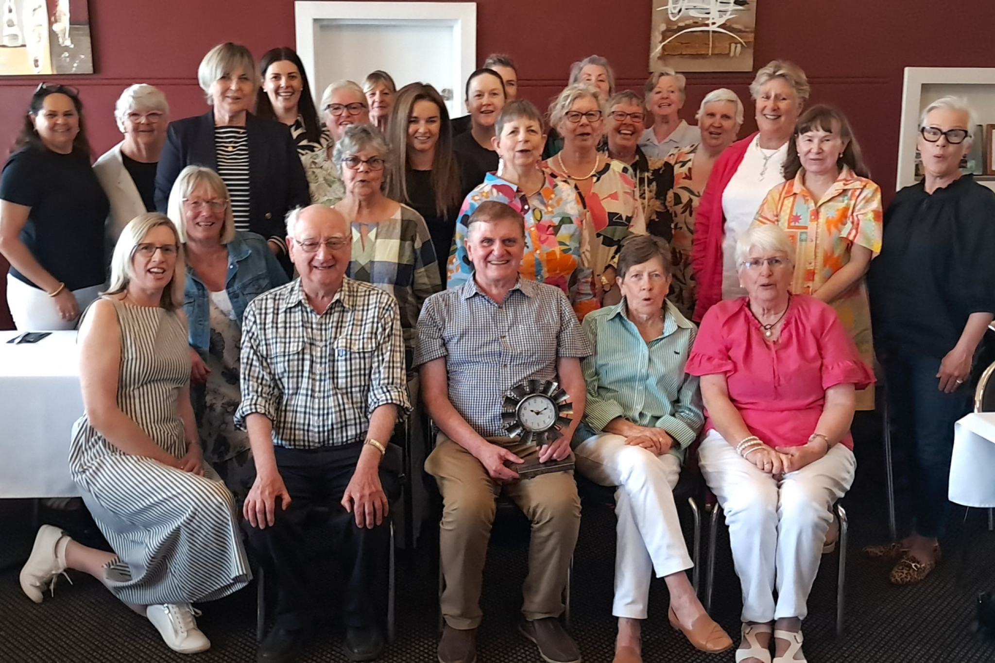 A gathering at the Royal Hotel on September 27, farewelled long-serving physiotherapist David Cross into retirement. Photo supplied.