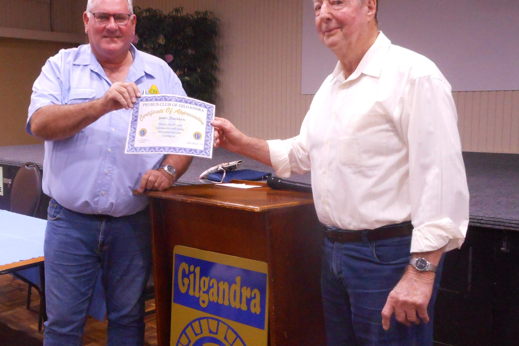 Guest speaker Lester Thurston with member Jeff Marks at Gilgandra PROBUS Club’s monthly meeting on Thursday, November 13, 2025. Photo supplied.