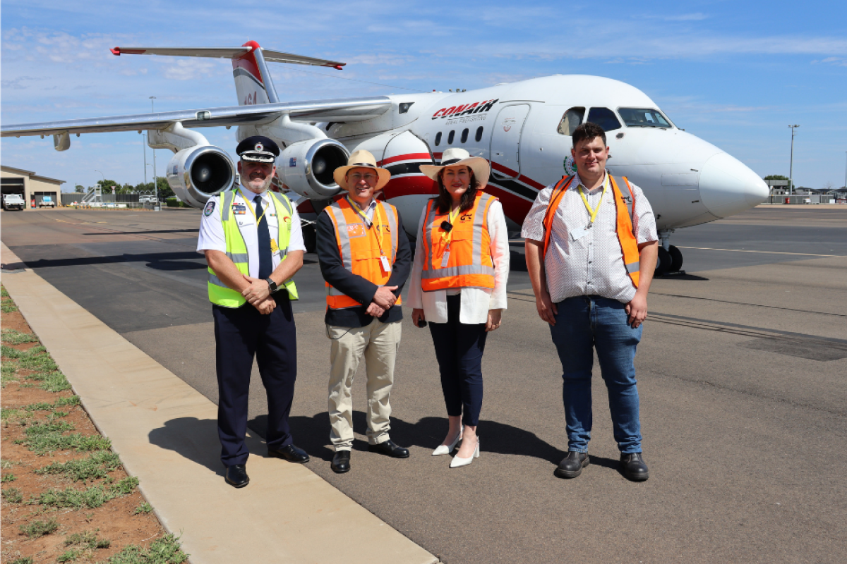 Assistant Commissioner Jayson McKellar, DRC Mayor, Josh Black, Senator Deborah O’Neill, and DRC Deputy Mayor, Phillip Toynton in front of RFS Bomber 164 at Dubbo Regional Airport. Photo by The Gilgandra Weekly: Sharon Bonthuys.