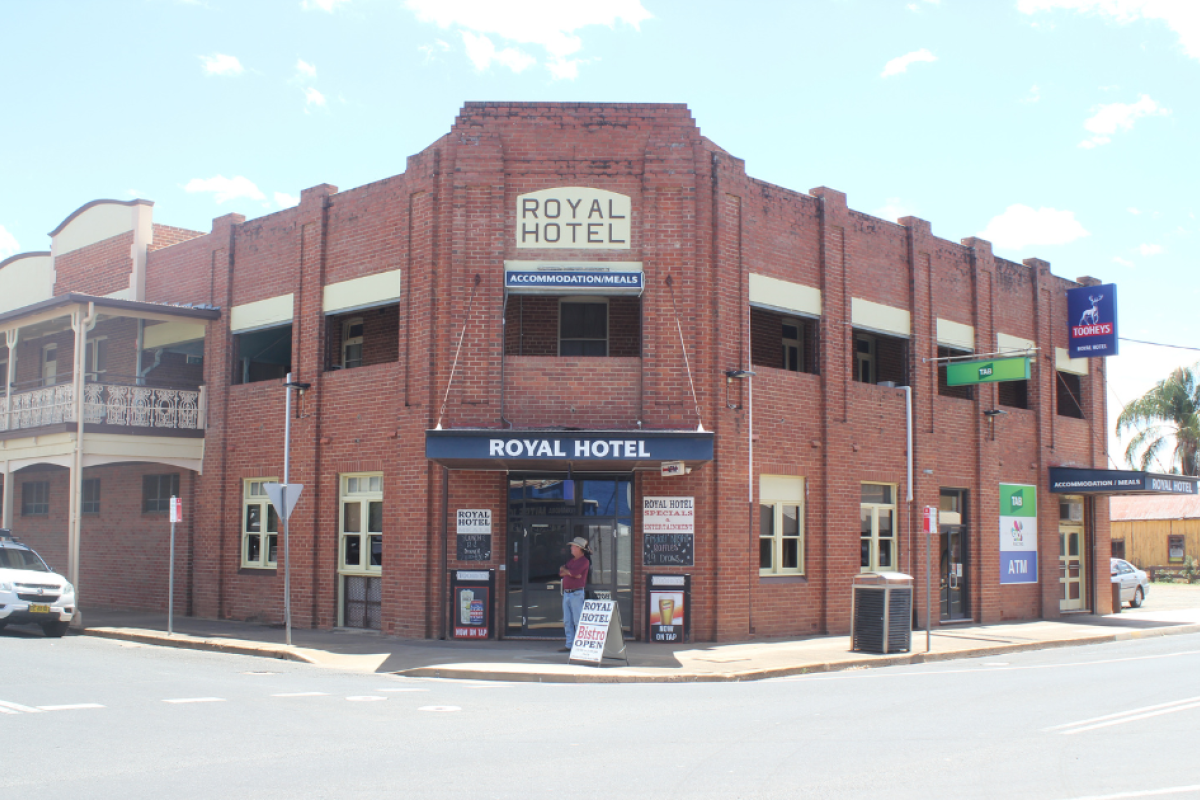 Gilgandra’s own Royal Hotel is one of 73 other establishments in NSW to share the name, according to Liquor and Gambling NSW. Photo by The Gilgandra Weekly: Nicholas Croker.