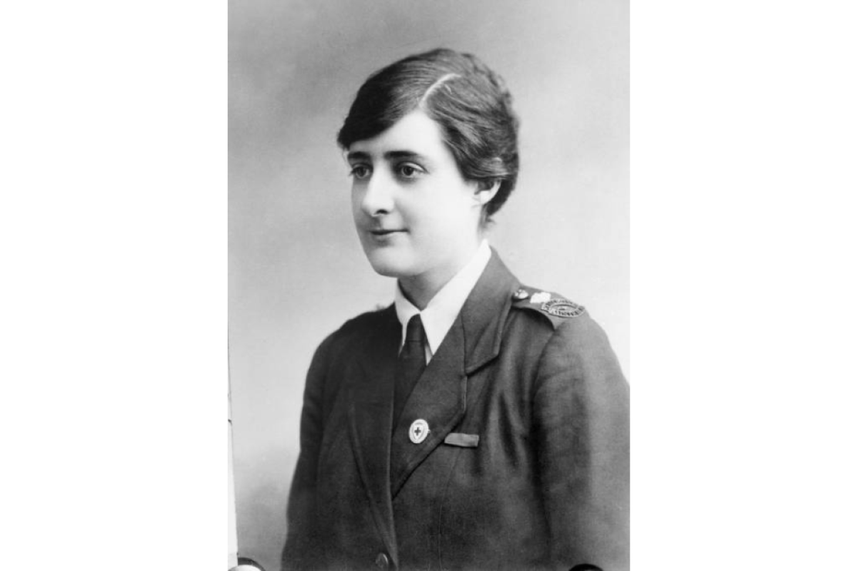 Vera Deakin in 1918. Photo courtesy of the Australian War Memorial.