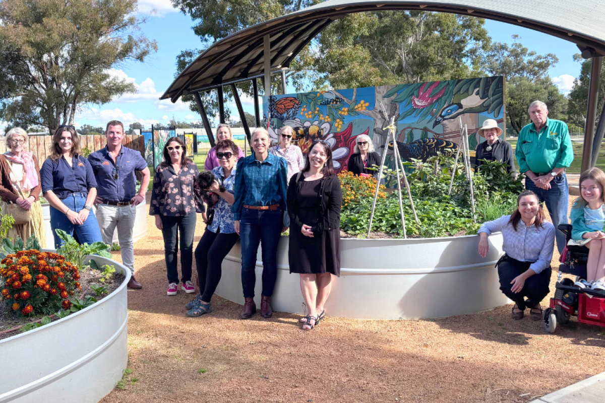 Gilgandra Community Garden members with representatives from Dubbo Landscaping, the Foundation for Rural and Regional Renewal’, and Gilgandra Shire Council. Photo by The Gilgandra Weekly: Lucie Peart.