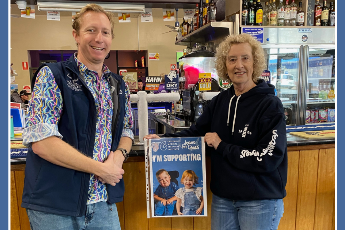 Stuart Robertson of the Royal Hotel and Jenny Johnston, Jeans for Genes fundraising organiser. Photo by Jenny Johnston.