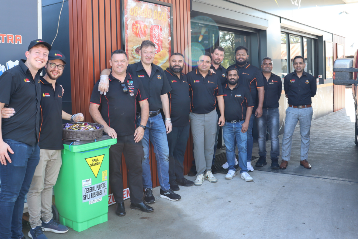 Ultra’s staff including locals and visiting team members - Richard, Jason, Ken, Dimitry, Avi, Puneet, Troy, Abby, Chandhu, Sudha, and Raavi. Photos: The Gilgandra Weekly: Sharon Bonthuys.