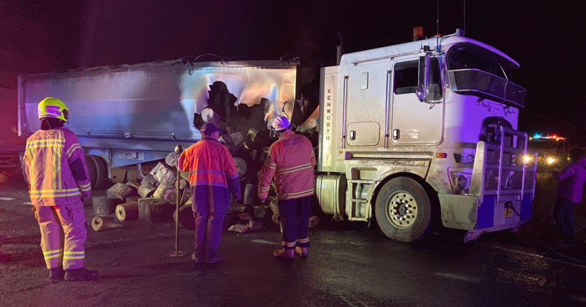 Oxley Highway truck fire | The Gilgandra Weekly | Local News covering ...