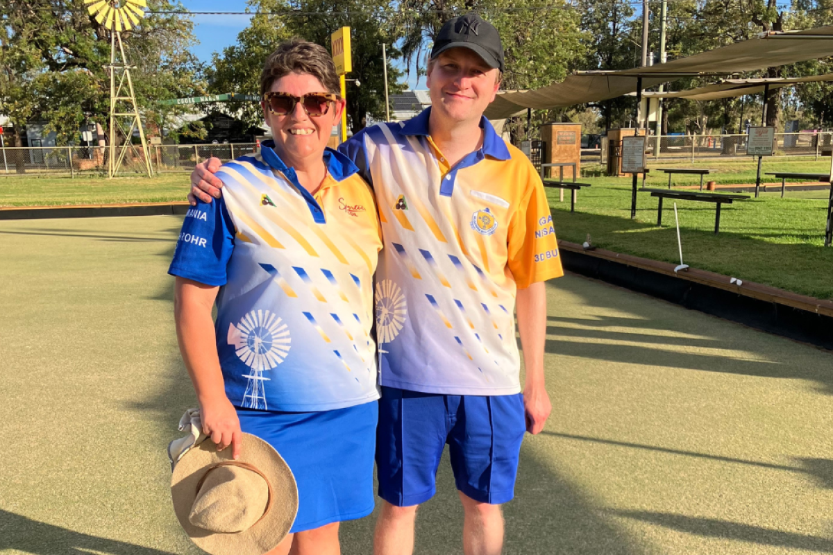 Gilgandra’s 150 Consistency finalists Tracey Riley and Shaun Marchant. Tracey won 150-130 to becoming the first female to win a 150 Consistency Championship title since the men’s and women’s combined. Photos supplied.