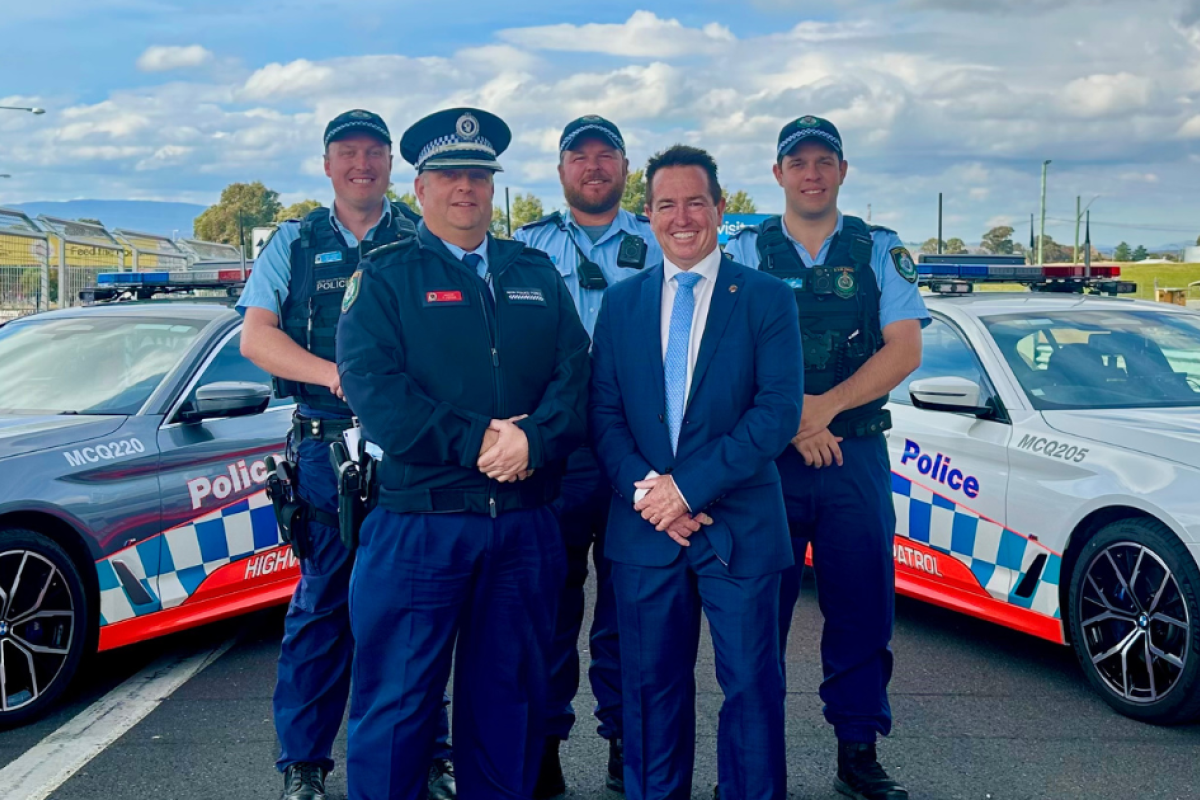 Shadow Minister for Police Paul Toole and officers of the NSW Police Force.