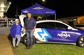 NRMA’s Haylie Beckett and Anthony Dickinson provided free pop corn, and helped the film festival go ‘green’ by using the Hyundai ICONIQ 6 electric vehicle to power the night.